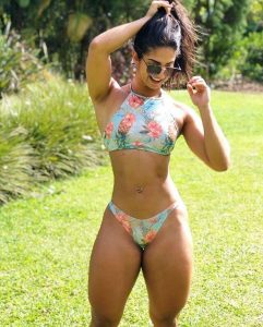 Bruna Camile’s Thick Thighs